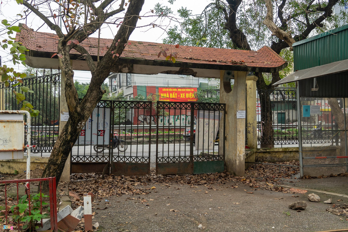 Tuy nhiên, sau hơn 60 năm đưa vào sử dụng, nhiều hạng mục ở đây hư hỏng nặng, không đảm bảo an toàn. 