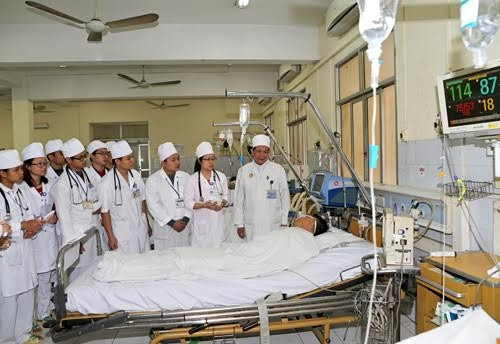 Và tại Bệnh viện Quân y 103.