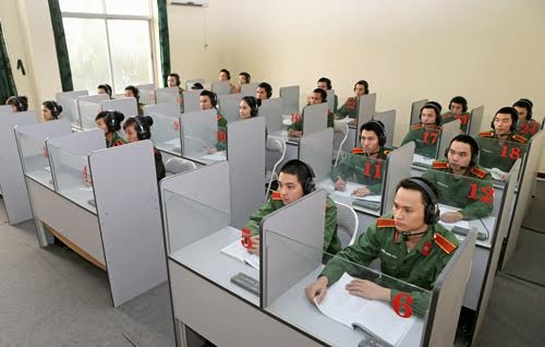 Môi trường học tập thân thiện và gần gũi giúp cho việc tiếp thu kiến thức được tốt nhất.