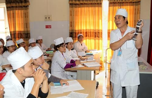 Học tập trên giảng đường.