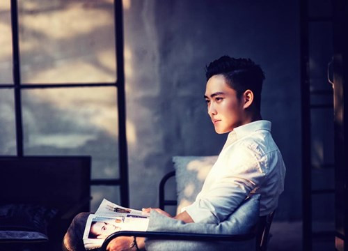 Chàng cảnh sát Việt đẹp trai này có tên Thái Bá Nam, đang công tác tại phòng CSGT Công an TP Hà Nội và đến nay đã có 5 năm trong nghề.