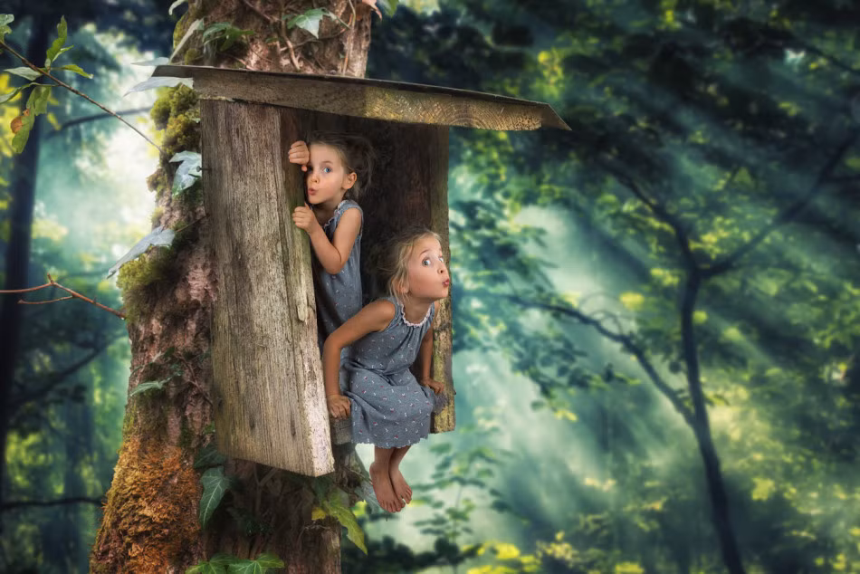 Những cô con gái là mẫu ảnh chính trong những bức ảnh ấn tượng của John Wilhelm.