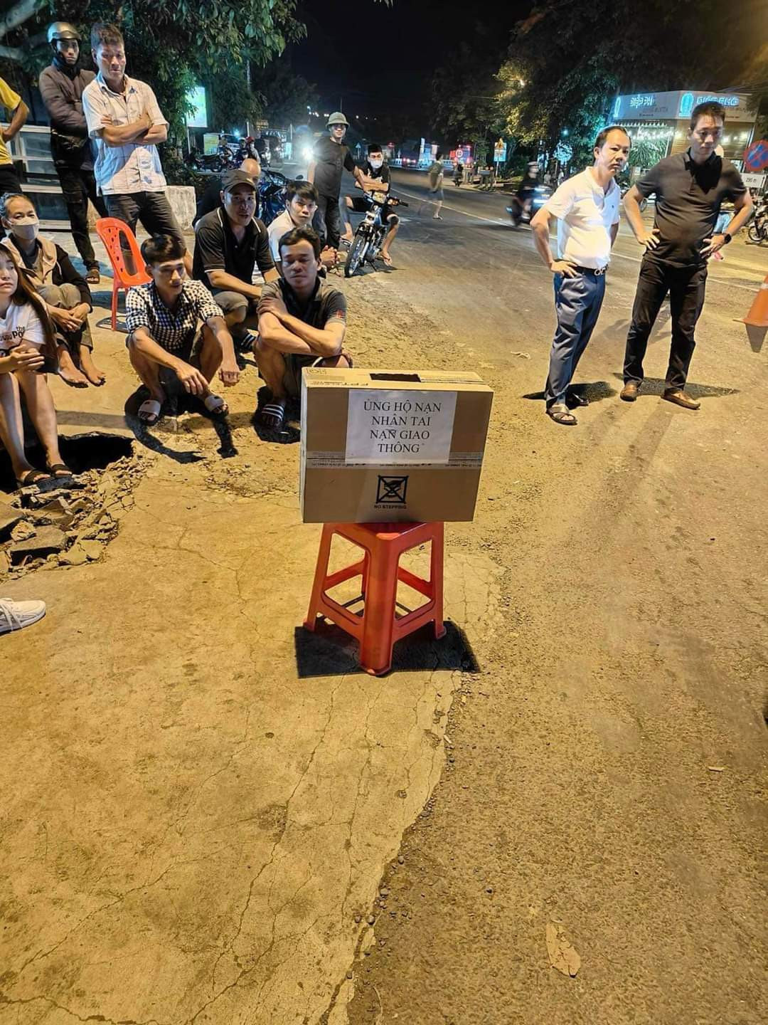 Tinh nguoi trong vu TNGT tai xa Hoa Phu khien 3 nguoi thuong vong