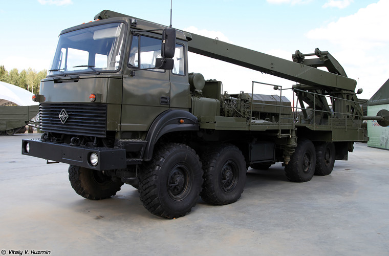 Với các khúc sông lớn, công binh Nga được trang bị hệ thống cầu cơ giới MMK.