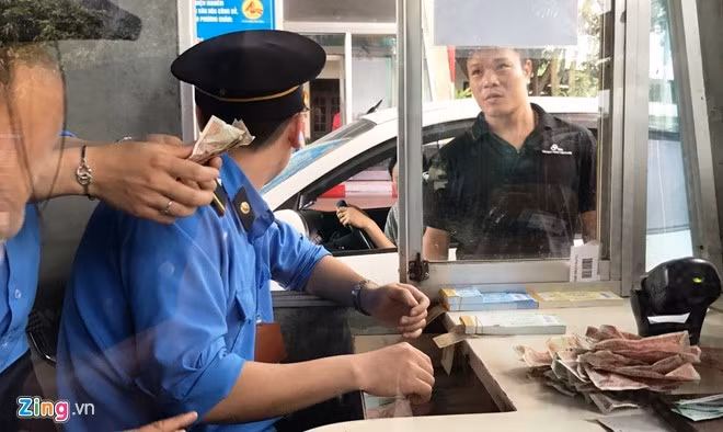 BT Giao thong yeu cau dut diem viec thu phi cau Ben Thuy