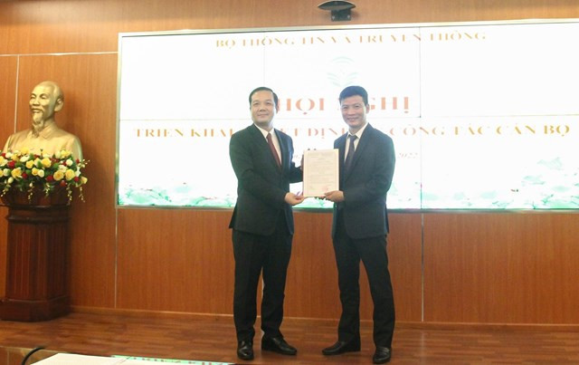 Bo nhiem ong Le Thai Hoa lam Thu ky Bo truong TT&TT