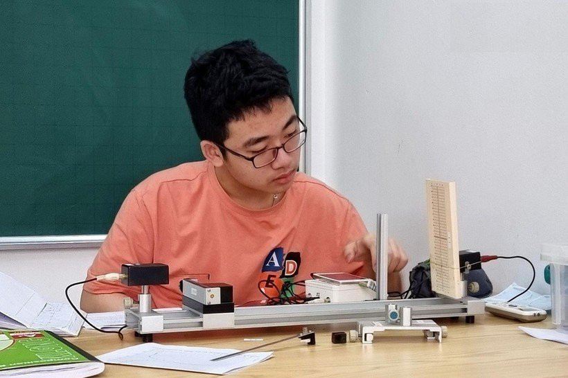 Võ Hoàng Hải có tình yêu với sự học một cách thuần túy, vô tư.