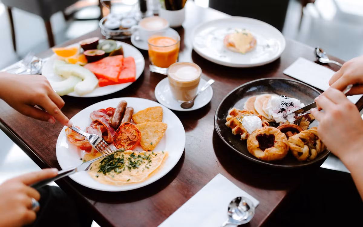 Canh bao nhung thoi quen cuoi tuan lam hong no luc giam can-Hinh-2