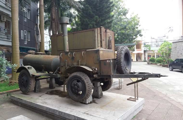 Trong kháng chiến chống Mỹ, ngoài các loại hỏa lực (pháo, tăng, máy bay), Liên Xô còn cung cấp không ít trang bị hậu cần bảo đảm sức khỏe cho cho bộ đội Việt Nam. Điển hình là thiết kế xe bếp quân sự KP-125 phục vụ công tác bảo đảm hậu cần, nuôi quân trong hành quân chiến đấu, huấn luyện dã ngoại. Ảnh: Xe bếp KP-125 trưng bày tại Bảo tàng Hậu Cần.