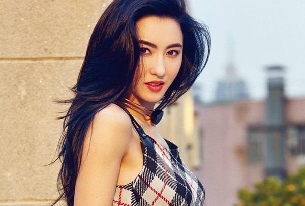 My nu huong 4.000 ty cua Chau Tinh Tri de 3 con van dep nho khong an thit-Hinh-3