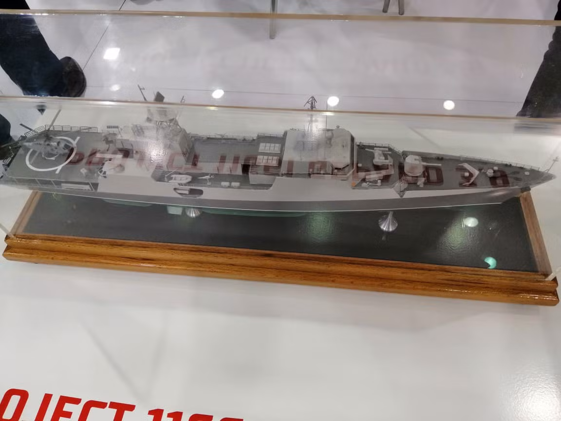 "Ngôi sao" trong gian trưng bày là biến thể nâng cấp của tàu hộ vệ tên lửa Gepard 3.9 của Nga thiết kế dành riêng cho Việt Nam. Việc chào hàng những vũ khí tiên tiến nói trên khẳng định Nga sẵn sàng cung cấp vũ khí tối tân cho Việt Nam, như lời phát biểu của đại diện Rosoboronexport tại Triển lãm DSE 2019.