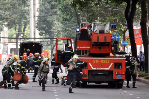 TP HCM: Cong bo quyet dinh sap nhap Canh sat PCCC vao Cong an TP