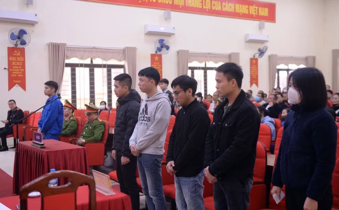 Vu thoi gia dat 30 ty/m2: 6 doi tuong bi tuyen an tu