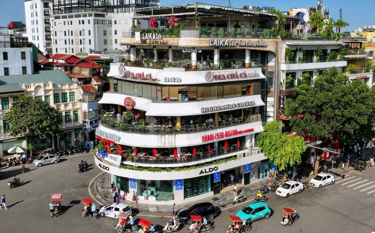 Biết gì về toà nhà “hàm cá mập” sắp bị Hà Nội phá dỡ? Biet gi ve toa nha “ham ca map” sap bi Ha Noi pha do?