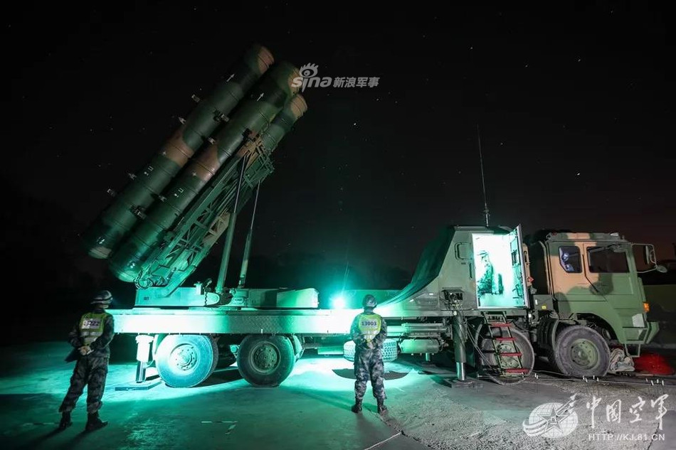 Các tên lửa của tổ hợp HQ-22 được trang bị hệ thống định vị GPS bán chủ động được phát triển dựa trên hệ thống định vị được sử dụng trên HQ-12. Nguồn ảnh: Sina.
