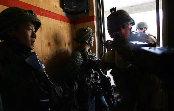 Từ năm 2007, cuộc tập trận này bắt đầu được khởi động lại với tên gọi là RSOI. Tới tháng 3/2008 cuộc tập trận chính thức được lấy tên là Giải Pháp Then Chốt và là cuộc tập trận quy mô lớn nhất nhằm chống lại một cuộc tấn công đổ bộ từ Triều Tiên. Nguồn ảnh: Militarytoday.