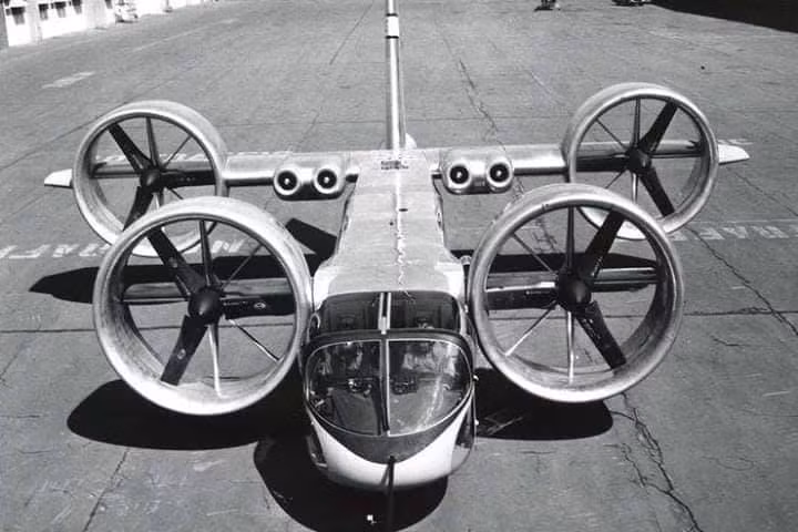 Điểm tiến bộ trong việc thiết kế và chế tạo loại máy bay này đó là thay vì đồng tốc các cánh quạt bằng hệ thống cơ học như trước đây, Bell X-22 lại sử dụng hệ thống đồng tốc bằng sóng không dây. Nguồn ảnh: Theaviation.