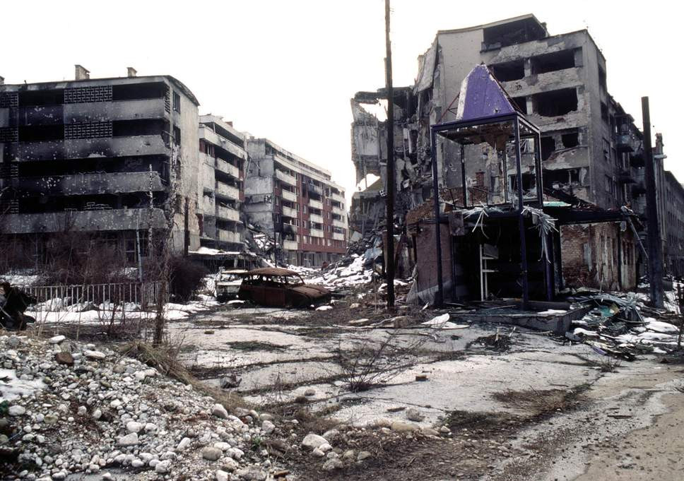 Cụ thể, ngày 25/6/1991, Croatia và Slovenia tuyên bố độc lập, ít tháng sau đó vào 8/9/1991 Macedonia tuyên bố độc lập. Đúng một tháng sau, Croatia tuyên bố độc lập hoàn toàn vào ngày 8/10 - ngày này cũng được lấy làm Ngày Độc lập tại Croatia sau này. Nguồn ảnh: Flickr.