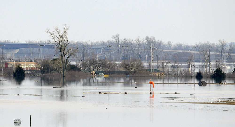 Theo đó căn cứ không quân Offutt của Mỹ đã tê liệt hoàn toàn chỉ sau một trận mưa lớn vào cuối tuần trước. Đặc biệt, đây còn là một trong nhiều căn cứ chiến lược của Không quân Mỹ. Nguồn ảnh: Offuttairbase.