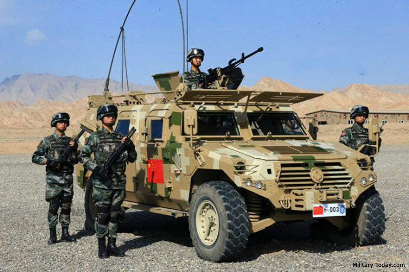 Ngay sau khi xuất hiện CSK-131 nhanh chóng được Quân đội Trung Quốc đưa vào trang bị và trở thành dòng xe bọc thép tiêu chuẩn của lực lượng vũ trang nước này. Về xếp loại xe thiết giáp CSK-131 vẫn là "phương tiện bọc giáp nhẹ" với lối tác chiến chủ yếu là yểm trợ hoả lực với súng máy và đại liên nhưng quan trọng nhất vẫn là vận tải. Nguồn ảnh: Military-today.