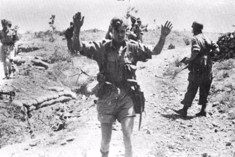 Kết quả là quân Đức đã tận dụng yếu tố may mắn này một cách triệt để, đổ quân và hàng tiếp viện nhiều nhất có thể trước khi quân đồng minh kịp trở tay. Kết quả là lực lượng Đức được triển khai đông áp đảo so với lực lượng đồn trú. Nguồn ảnh: Baike.