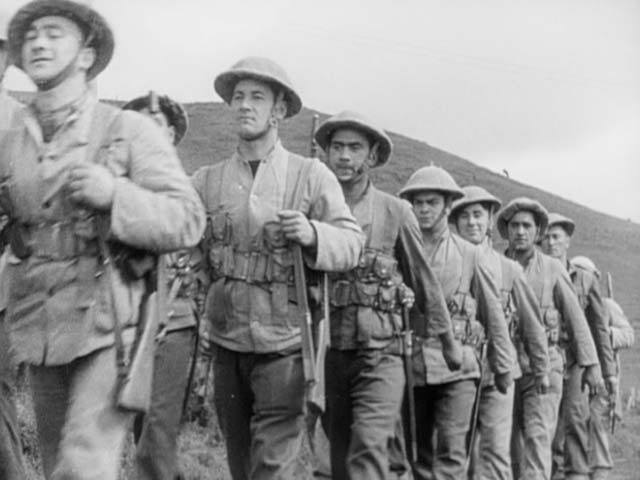 New Zealand - một quốc gia nằm trong khối Liên Hiệp Anh có nhiệm vụ đóng góp nhân lực vào phe Đồng minh trong cuộc Chiến tranh Thế giới thứ hai đã gửi một Tiểu đoàn với quân số lúc tối đa khoảng 900 người thổ dân Maori vào cuộc chiến này. Nguồn ảnh: WW2history.