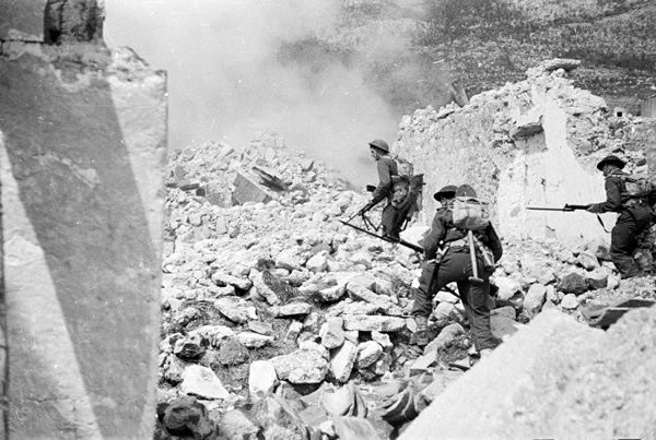 Tại Hy Lạp, Tiểu đoàn Maori lần này đã chạm trán với quân Đức - thế lực quân sự mạnh nhất thời điểm bấy giờ khi quân đội Đức tiến hành chiến dịch đánh chiếm Nam Tư và Hy Lạp. Nguồn ảnh: WW2history.