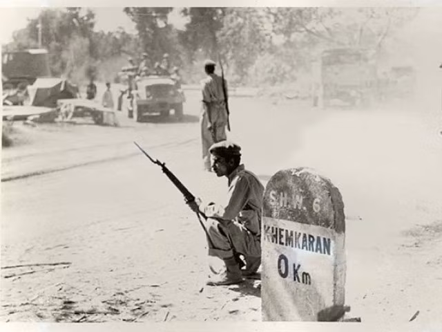 Tới năm 1999, chiến thắng tuyệt đối của quân đội Ấn Độ thậm chí còn đã giúp quân đội nước này lấy lại được vùng đất Kargil - một khu vực rộng lớn nằm giữa Kashmir trước đó vốn chịu ảnh hưởng của Pakistan. Nguồn ảnh: Thearchive.