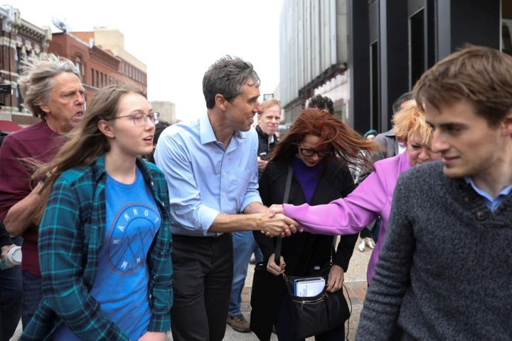 Ngoài sự kiện chính, ông O'Rourke sẽ ghé thăm nhiều thị trấn ở miền Đông Iowa, vốn là một cứ địa của Đảng Dân chủ.