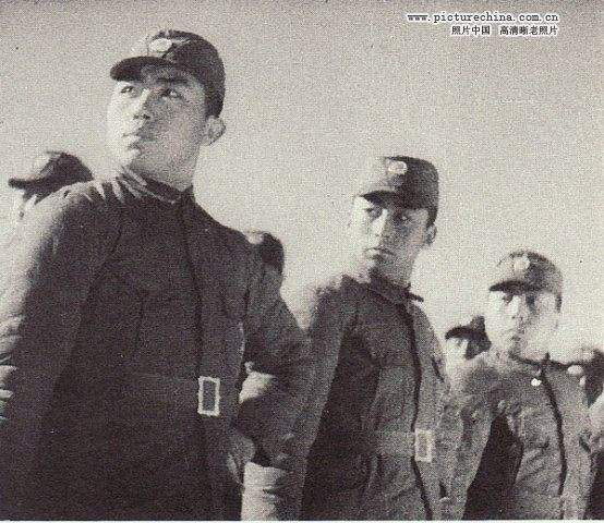 Ngoài ra, quân đội Mãn Châu Quốc còn chịu cáo buộc trước cái chết của 10 triệu người Trung Quốc khi lực lượng này đã hỗ trợ đội quân Quan Đông, huy động nhân lực là người Trung Quốc làm việc trong các trại lao động khổ sai do Nhật chỉ huy. Nguồn ảnh: Baidu.