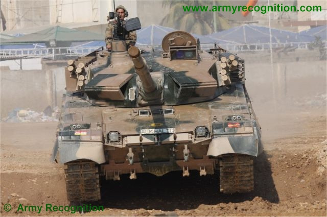 Tính tới năm 2014, tổng cộng Pakistan đã sản xuất được khoảng 310 chiếc xe tăng chủ lực loại này. Ngoài Pakistan, còn có cả Bangladesh cũng sử dụng loại xe tăng này nhưng thay vì tự thiết kế, Bangladesh lại nhập khẩu thẳng từ Trung Quốc. Nguồn ảnh: Armyrec.