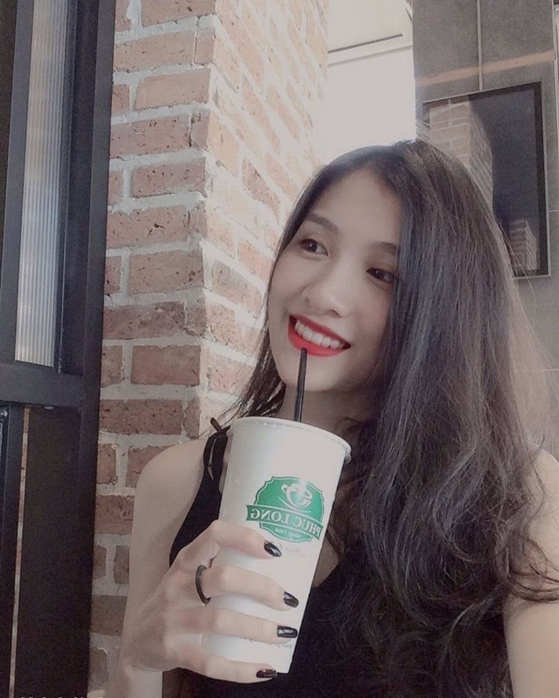 Co giao thuc tap xinh nhu hot girl, dan mang dua nhau hoi xin info-Hinh-2