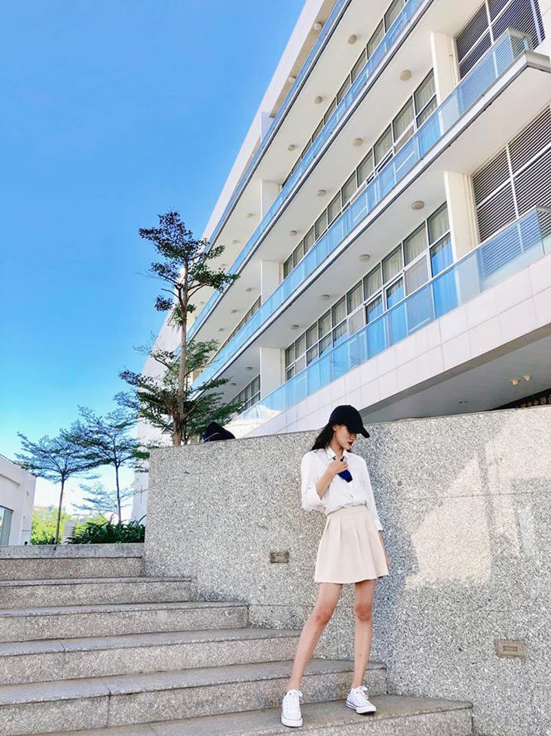 Co giao thuc tap xinh nhu hot girl, dan mang dua nhau hoi xin info-Hinh-3