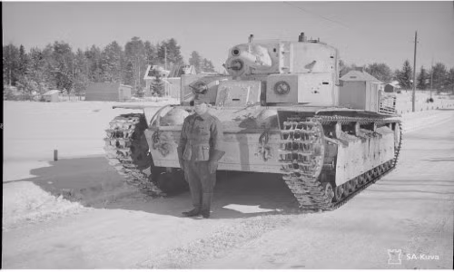 Dù được trang bị nhiều tháp pháo nhưng T-28 và cả T-35 lại tỏ ra khá vô dụng trên chiến trường, và không đóng góp được gì nhiều cho lực lượng tăng thiết giáp Liên Xô trong Chiến tranh Mùa đông và Chiến tranh Vệ quốc sau đó. Tuy nhiên T-28 lại được coi là có vai trò cực kỳ quan trọng trong quá trình hoàn thiện thiết kế xe tăng hạng nặng của Liên Xô sau này. Nguồn ảnh: Warhistory.