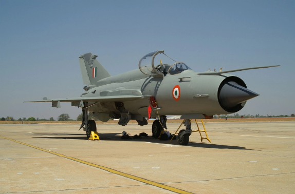 Trong cuộc chiến với Pakistan vào năm 1971, các tiêm kích MiG-21 của Ấn Độ đã đóng một vai trò cực kỳ quan trọng nhưng sau đó chúng sớm được thay thế dần bằng các loại chiến đấu cơ Tejas LCA. Nguồn ảnh: Thedrive.