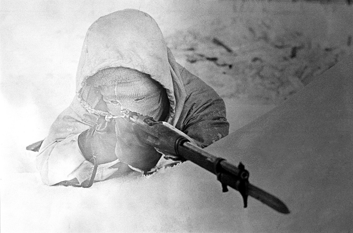 Những kinh nghiệm và các bài học đắt giá mà Hồng quân nhận được sau cuộc chiến này được cho là tiền để để Liên Xô cải tổ quân đội, giúp họ có khả năng đối đầu được với Đức vào mùa đông hai năm sau đó.