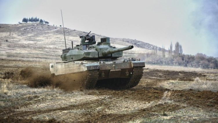 Giá thành của Altey hiện tại được cho là cao khủng khiếp - cao nhất nhì trong số mọi loại xe tăng trên thế giới hiện nay, lên tới 14 triệu USD cho mỗi chiếc. Nguồn ảnh: Defence.