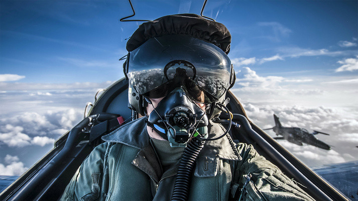 Diễn ra trong vòng năm ngày từ ngày 26/3 tới 30/3, triển lãm Hàng hải và Hàng không Malaysia sẽ được tổ chức thường niên tại Langkawi với sự có mặt của nhiều lực lượng không quân, hải quân từ nhiều nước trên thế giới. Nguồn ảnh: LIMA.