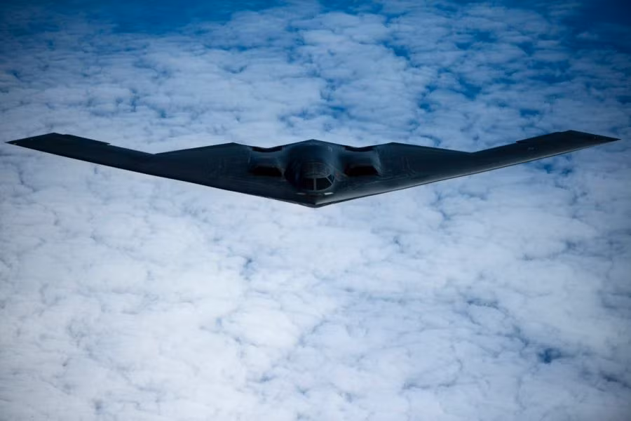 Ngoài ra, trong báo cáo cũng có môi trường "lý tưởng" để chiếc B-2 hoạt động đó là môi trường có độ ẩm thấp, không mưa và có nhiệt độ trung bình - một điều hết sức vô lý vì không phải ở bất cứ đâu trên Trái Đất cũng có đủ điều kiện để chiếc máy bay ném bom này... hoạt động. Nguồn ảnh: NYtimes.