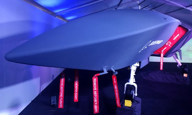 Có chiều dài 11,6 mét và có tầm bay tối đa lên đến 3.700 km, loại máy bay này được cho là sẽ có khả năng hoạt động đa năng, phù hợp với nhiều nhiệm vụ khác nhau. Trong đó, quan trọng nhất vẫn là mục đích trinh thám. Nguồn ảnh: Guardian.