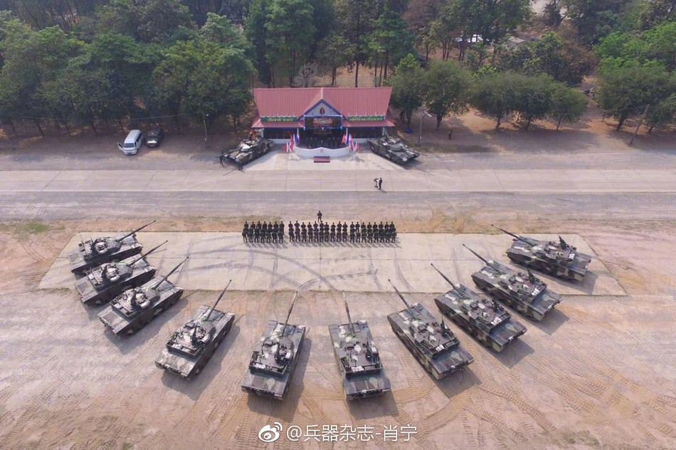 Theo truyền thông Thái Lan đưa tin, trung tuần tháng 3 vừa qua quân đội nước này vừa đưa vào biên thế thêm 10 xe tăng chiến đấu chủ lực VT-4 do Tập đoàn quốc phòng Norinco của Trung Quốc chế tạo. Nguồn ảnh: Sina.