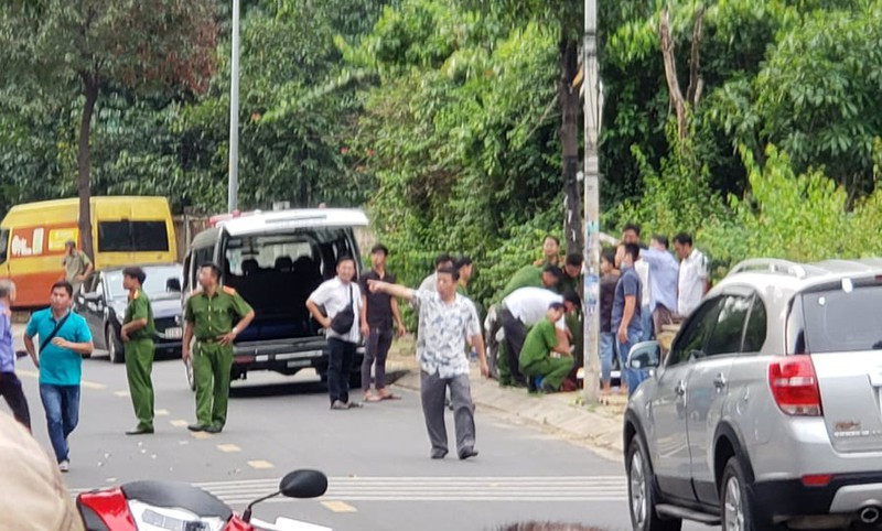  Nam sinh tử vong tại quận 9 do trầm cảm: Ngày 23/7, một nam sinh T.B.Kh (SN 1998, quê Đắk Lắk), sinh viên năm cuối trường Đại học Giao thông Vận tải TP.HCM tử vong tại đường D2, phường Tăng Nhơn Phú A, quận 9. 