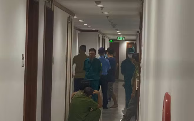  Người phụ nữ nhảy lầu vì trầm cảm xác không còn nguyên vẹn: Ngày 13/11, Công an TP HCM cho biết, nguyên nhân vụ thi thể người phụ nữ không còn nguyên vẹn, được phát hiện trong chung cư Hoàng Anh Thanh Bình, phường Tân Hưng, quận 7. Công an xác định thi thể không có dấu hiệu bị xâm hại, không có dấu hiệu bị tác động gây ra án mạng. Nạn nhân tự tử chứ không phải là vụ án mạng. 