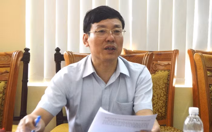 Ông Lê Duy Thành 51 tuổi, quê Vĩnh Phúc; cao cấp lý luận chính trị; tiến sĩ kinh tế. Ông từng đảm nhiệm nhiều chức vụ tại tỉnh Vĩnh Phúc như Cục phó Cục thuế tỉnh; Bí thư Huyện ủy lập Thạch; Phó Bí thư Tỉnh ủy; Phó chủ tịch UBND tỉnh.