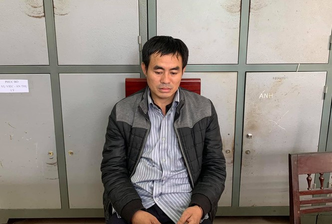  7. Cho vay với lãi suất "cắt cổ": Lương Văn Tuấn (SN 1986, trú tại huyện Kỳ Sơn, tỉnh Nghệ An) khai nhận từ đầu năm 2018 đến nay, Tuấn đã cho 18 người dân trên địa bàn vay 33 lượt vay tiền với tổng số tiền cho vay là: 104 triệu đồng, thu lợi bất chính từ việc cho vay nặng lãi số tiền 34.888.371 đồng. Hôm nay, Tuấn đã bị Công an huyện Kỳ Sơn bắt giữ về hành vi cho vay nặng lãi với mức lãi suất "cắt cổ". 