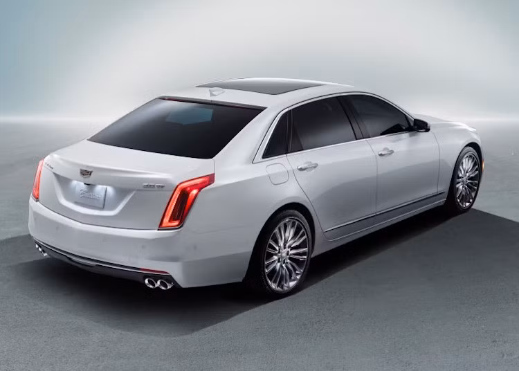 Cũng giống như Cadillac One, chiếc xe mới của Đương kim tổng thống Mỹ cũng sẽ có khoang xe kín hoàn toàn, chỉ mở hé được kính lái trong trường hợp cần thiết để ngăn những cuộc tấn công sinh, hóa học.