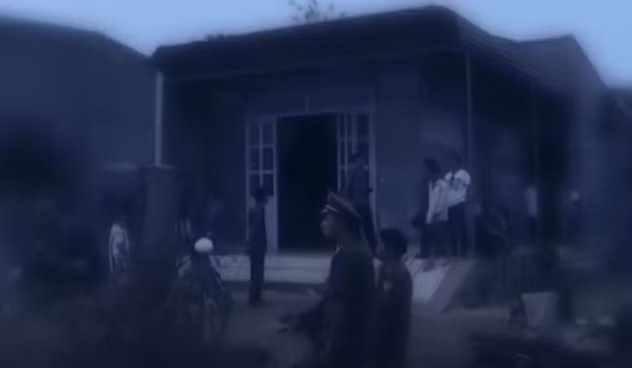 Nhận được tin báo, Công an tỉnh Đắc Nông và Công an huyện Cư Jút khẩn trương có mặt tại hiện trường, tiến hành khám nghiệm tử thi, điều tra xác minh làm rõ vụ việc. Kết quả giám định cho thấy nạn nhân chết trong tư thế nằm ngửa, có sự tác động của ngoại lực, trên cổ có nhiều chỗ bầm tím, trầy xước và chảy máu tai, mũi. Hai chiếc bông tai bằng vàng và một sợi dây chuyền của bà Kim vẫn đeo thường ngày đã biến mất.