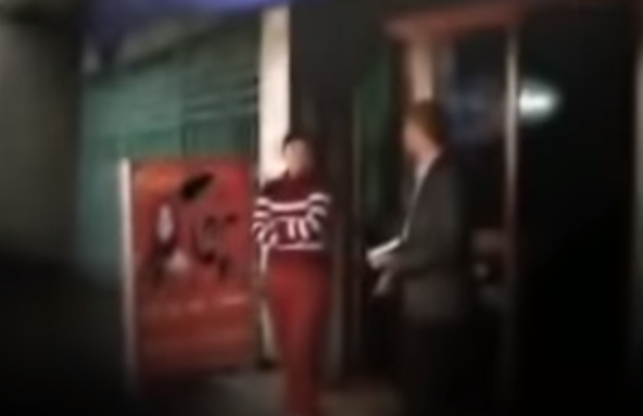 Quá trình thu thập tài liệu và nhân chứng, trinh sát được nhân chứng Nguyễn Thị G. (ở địa phương) cho biết, chiều tối ngày 22/1/2014, chị phát hiện 2 thanh niên khoảng 20 tuổi, đi bộ từ khu vực nhà nghỉ của chị Minh ra phía bờ ruộng thôn Sồi, có biểu hiên lạc đường. Sau đó, chị G. đã chỉ đường cho hai thanh niên này đi về khu vực ngã ba Phủ.