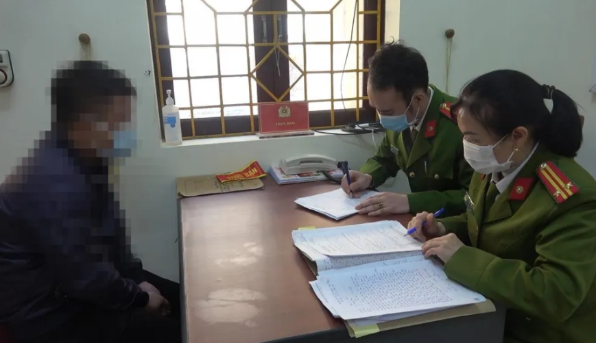 Cao Bang: Mua dam thieu nu, 5 doi tuong bi khoi to