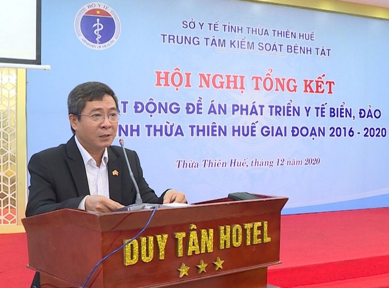 Hoàng Văn Đức, Giám đốc CDC Thừa Thiên - Huế. Các bị can trên đều bị khởi tố tội vi phạm quy định về đấu thầu gây hậu quả nghiêm trọng và Nhận hối lộ. 